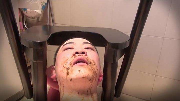 【国产精品】【新作】『原创博主 武汉丝袜小淫妻』9月4日更新原创三部只为了操逼，只为了穿丝袜操逼，不墨迹的博主纯纯肉欲精盆3V [15:41]