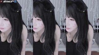 巨乳女神约会体验，刚运动完的女神穿着赴约，被猛男抱起来操，舔小穴一直说好舒服