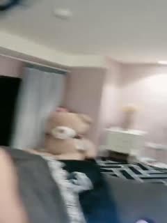 4.9K 28:30HD兄妹乱伦妹妹穿着校服戴着眼罩被哥哥刮干净逼毛无套内射