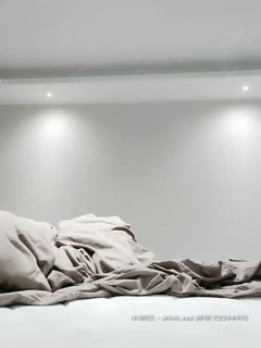 180長腿櫃姐的約炮之旅幹到狂留白漿金童鐘