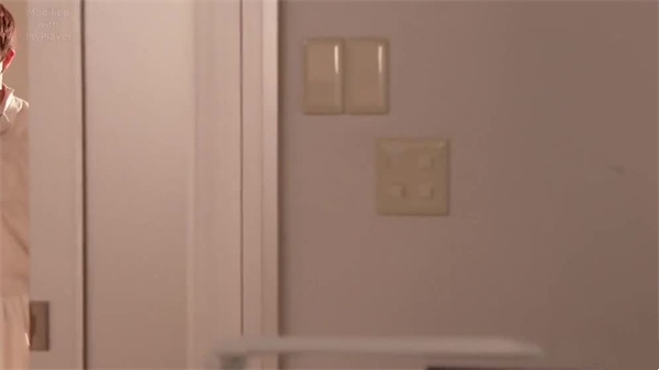 原創 [MP4 2.4G]長沙豐滿媚黑小姐姐寓所吞舔黑哥巨屌撅臀掰屄無套暴肏 中原炮王邀翹臀嫩妹開房穿JK制服束縛深喉激烈抽插等 720p