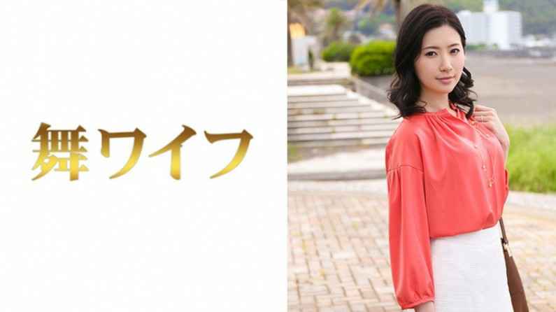 越南巨乳交换生咬下唇完全无码各种角度后入 汉生Hanson