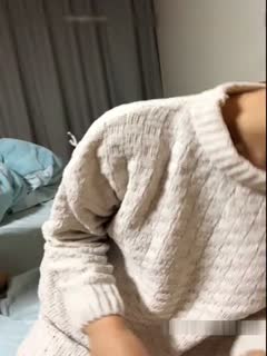 一心一意温柔女友，在媚药满满的夏日合宿中被好色前辈轻松NTR！青葉はる CAWD887