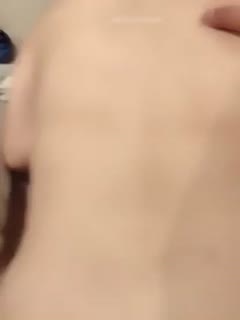 KAGP378 女學生極致騷舞！衣服半脫奶子晃動 淫蕩裸舞看到硬