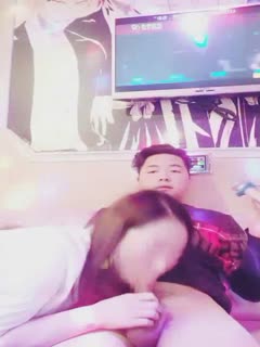 四网黄携手交配粉丝蜜桃