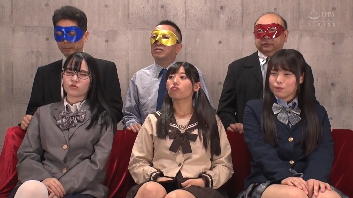 極品極品白嫩台灣美少女巨乳女神張曼麗被渡後入啪啪虐操抽插爆乳搖碎放浪淫語亂叫