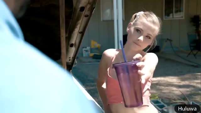 湖南高颜值母子乱伦三亚偷情被舔扭动大屁股太销魂