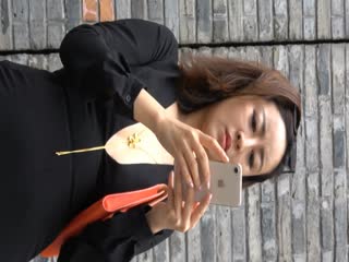 约炮中年夫妇激情4P交换 良家少妇反差放荡呻吟