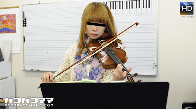 【人妻出轨 魔镜号】NTR情侣精液榨干！蓝牙水月人妻魅惑手交侍奉，耳边淫语挑逗直到一滴不剩 SDMM123C