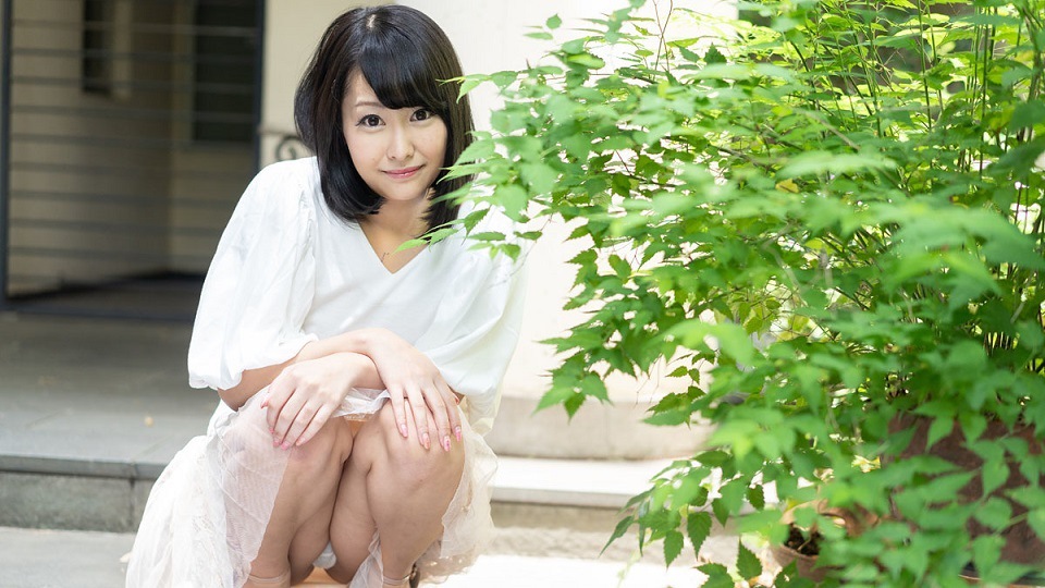 【免费精品】只能说智驾就是好啊，可以分心干别的，真会玩啊，这种情况万一交警抓到了，会扣多少分啊！！ [01:26]