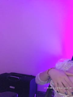 第一视角看见的美女就无法自拔