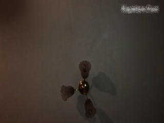 得知弟弟要进行人生第一次约会的美女姐姐决定教他怎么做爱才能满足女孩