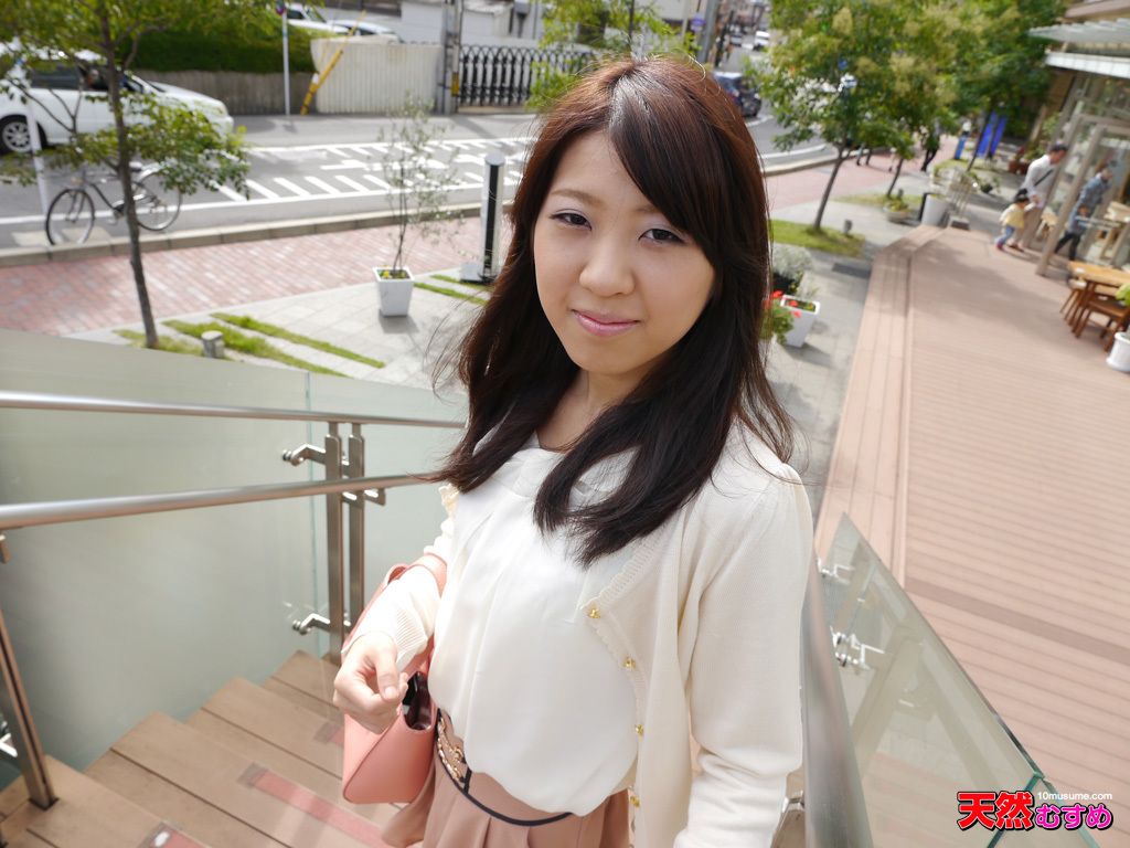 fc2ppv 4838908 【首次限定特別價格！】18歲黑髮清純。4個月前還是處女的JD。未來的夢想是「老婆 」這樣的她被大叔拍AV，從人生第一次中出到最後的全過程 FC2電子市場