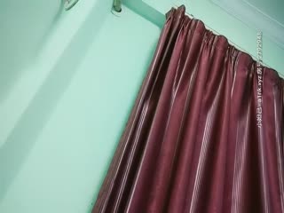 湖南长沙酒吧前台 李玉瑶 M属性爆棚痴迷多人运动 被炮友前后夹击3P操出哭腔！