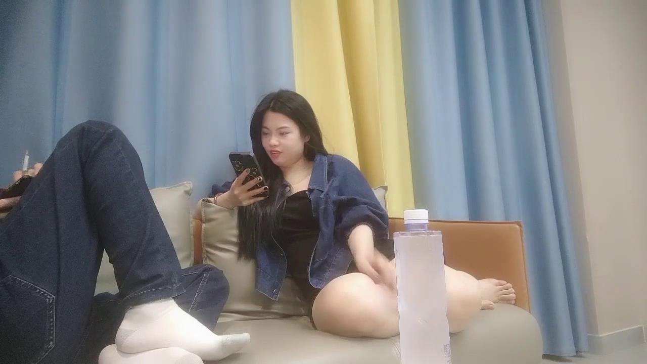 OF反差小姐姐 bdollairi 第二弹 绝美尤物独爱吸屌吞精 身材性感口技超绝 浓精颜射骚劲十足