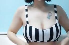 JDBC012 他妈的前女友是个淘金者