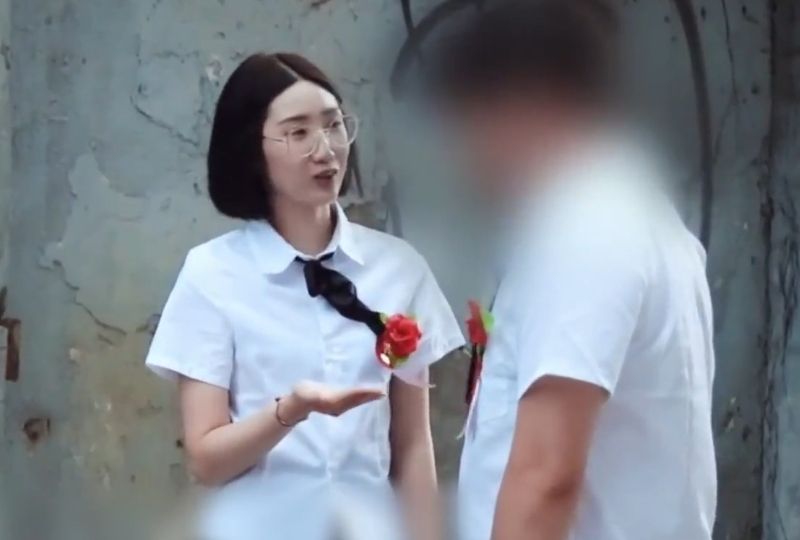 THROATED 巨乳摩洛伊斯兰解放阵线泰勒 Vixxen 深喉大鸡巴硬